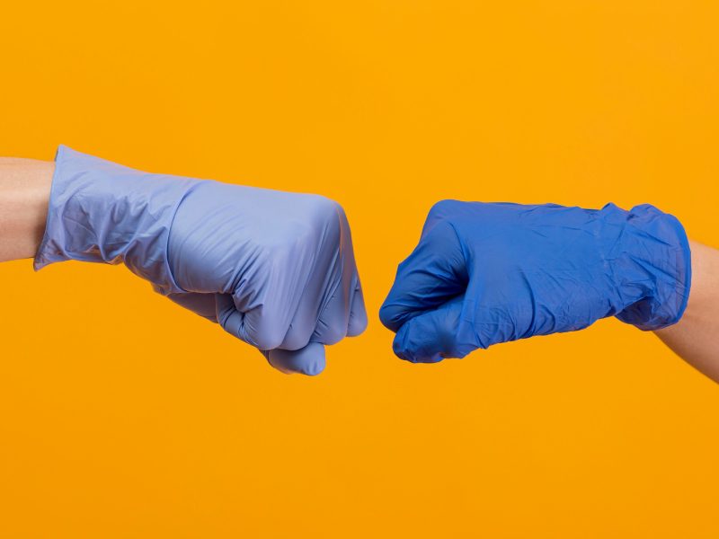 اهمیت استفاده از دستکش لاتکس دستکش لاتکس
