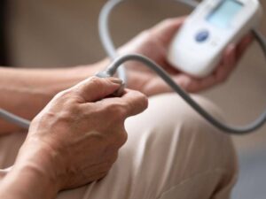 کار کردن با فشار سنج دیجیتالی 