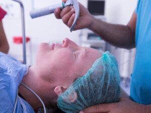 همه چیز درباره نحوه لولهگذاری داخل تراشه برای بیمار نحوه لوله گذاری تراشه