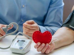 فشار خون نرمال چقدر است؟ فشار نرمال برای بدن