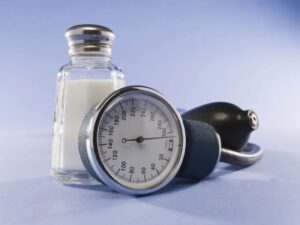 تاثیر نمک بر فشار خون تاثیر نمک بر فشار خون بالا